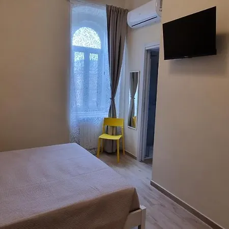 Happy ベッド・アンド・ブレックファスト