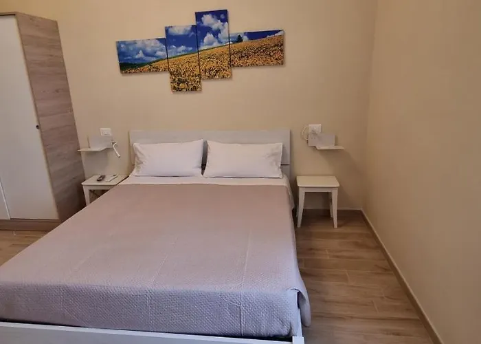 住宿加早餐酒店 Happy